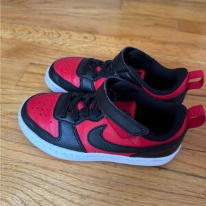 Nike Court Borough Low, size 10.5 C